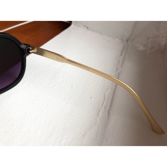 Sunglasses - Picture 3 of 4